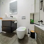 New Style View - Self Check-in - Free Parking Apartman *