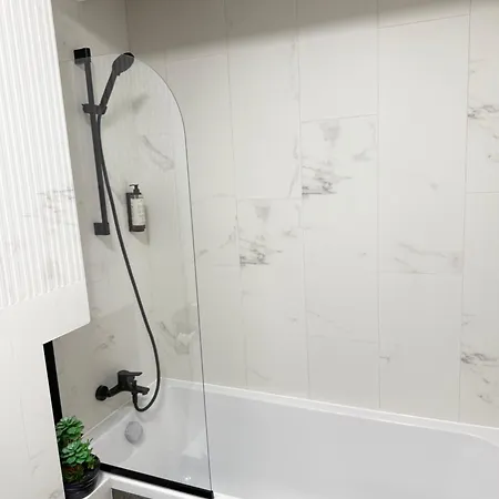 New Style View - Self Check-in - Free Parking *