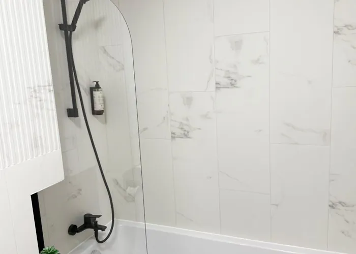 New Style View - Self Check-in - Free Parking *