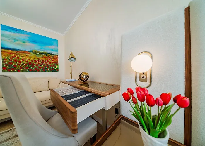 Apartment New Style View - Self Check-in - Free Parking *