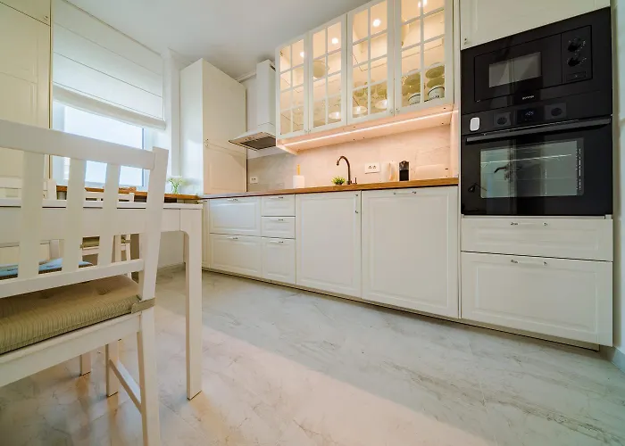 New Style View - Self Check-in - Free Parking *