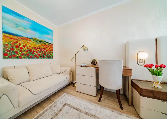 New Style View - Self Check-in - Free Parking